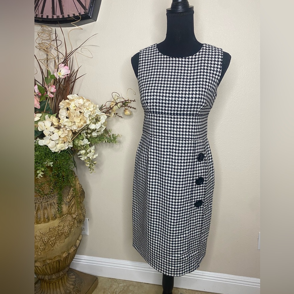 Talbots Petites Houndstooth Sleeveless Dress Size 2P